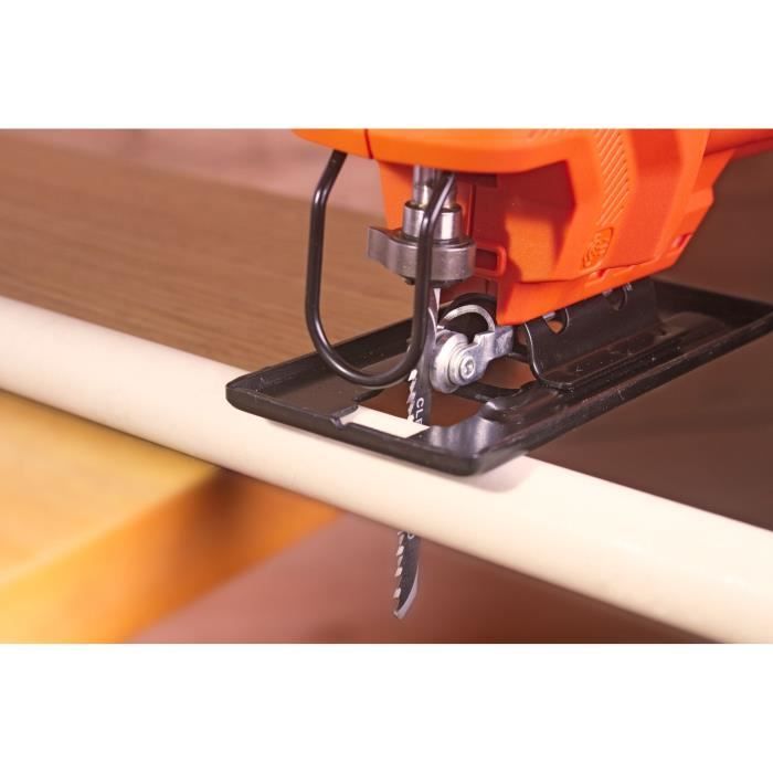 Scie sauteuse 400W - 3000 trs/min, course 18mm, lame en T, capacité de coupe bois 65mm/acier 6mm/alu 10 mm - BLACK+DECKER